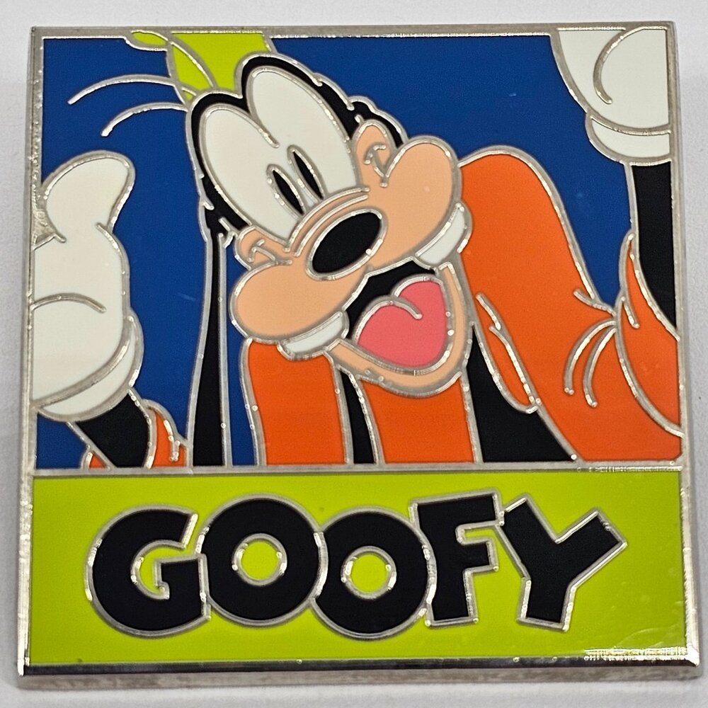 DISNEY Pin Trading ~ Character Deluxe Starter Set ~ GOOFY ~ 2013